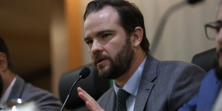 Durigan pretende mediar negociação do Rio com BNDES e Banco do Brasil