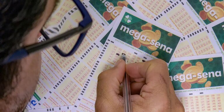 Mega-Sena não tem acertador e prêmio sobe para R$ 36 milhões