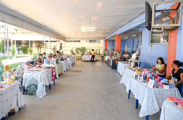 Vitória promove feira com produtos artesanais e fortalece empreendedorismo feminino durante o Agosto Lilás