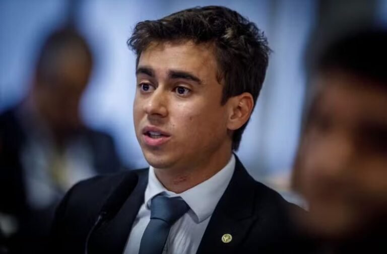 Nikolas Ferreira ironiza governo Lula e diz: “Nem o filho do Lula quer morar no Brasil”