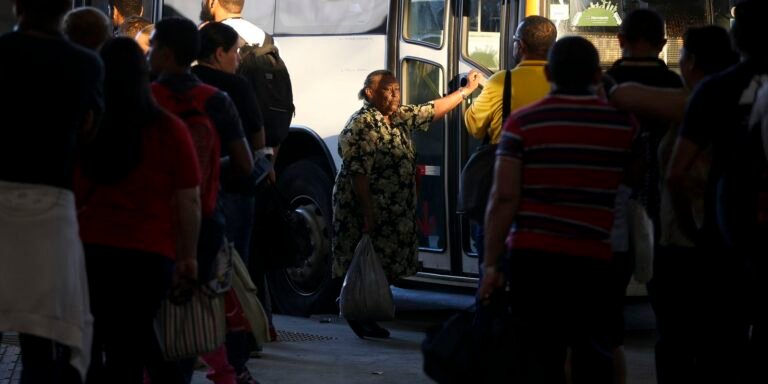 Justiça preserva direito de idosos a passagens interestaduais