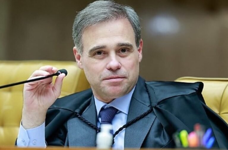 Abaixo-assinado em apoio a André Mendonça ultrapassa 500 mil assinaturas