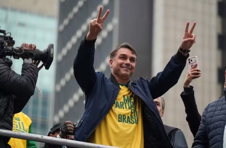 Flávio supera Lula em cenário de 2º turno, aponta Quaest