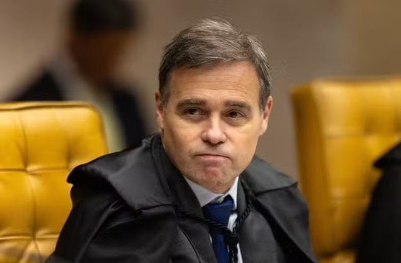 Mendonça fala sobre tentativas de intimidação: “Nada tenho a temer”