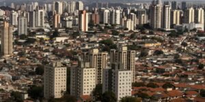 Pessoas com deficiência vivem em piores condições de moradia, diz IBGE
