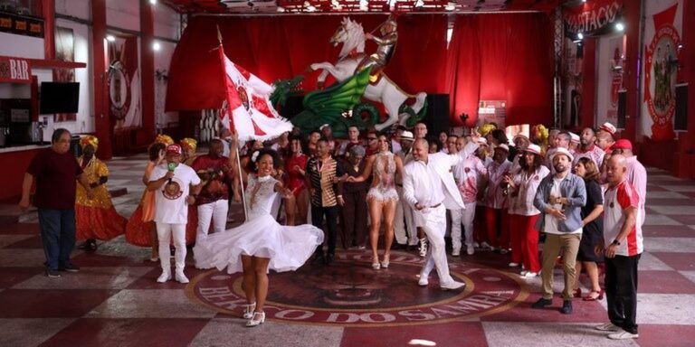 Rádio Nacional lança clipe para celebrar seus 90 anos